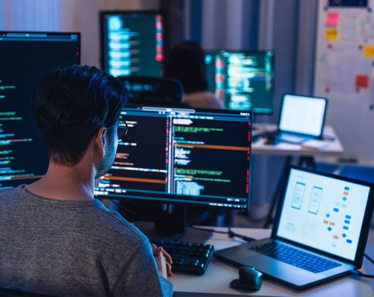 Bewerben Sie sich ab sofort als Software-Tester für Qualitätssicherung bei Smart Data Center.