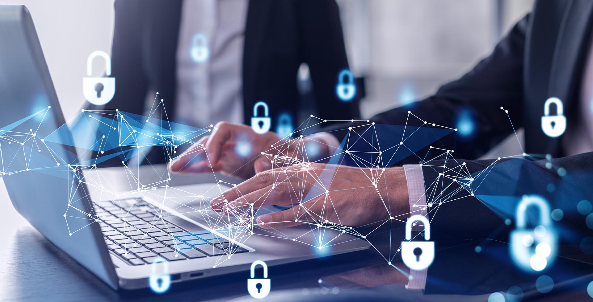 Cybersicherheit für EU-Mitgliedsstaaten:Komplexe regulatorische Anforderungen und akute Bedrohungsszenarien: Betreiber Kritischer Infrastrukturen müssen dringend handeln. Was die NIS-2-Richtlinie damit zu tun hat, erfahrt ihr bei uns.