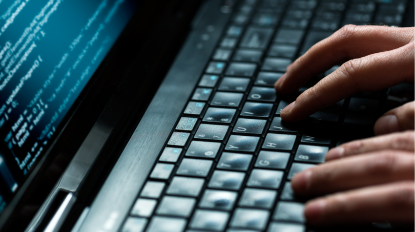 Nach dem Hackerangriff auf Wildeboer wurden IT-Forensikspezialist*innen beauftragt. © Shutterstock, REDPIXEL.PL