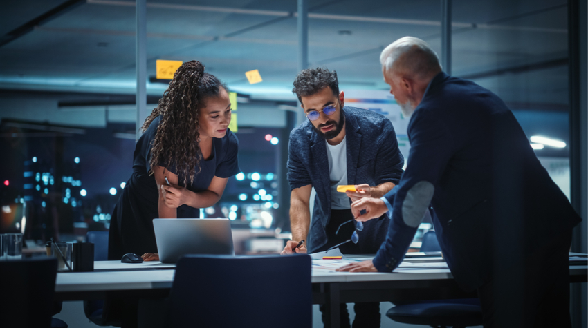 Bei der LÜKEX handelt es sich um eine gesamtgesellschaftliche Sicherheitsarchitektur. © Shutterstock, Gorodenkoff