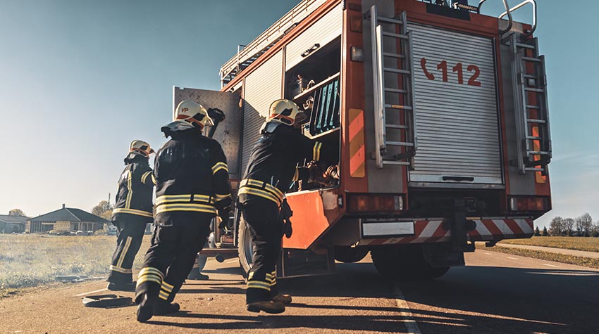 Das Hacken der Standortdaten von Feuerwehrfahrzeugen stellt ein großes Problem für die Sicherheit lebenswichtiger Infrastrukturen dar. © Shutterstock, Gorodenko